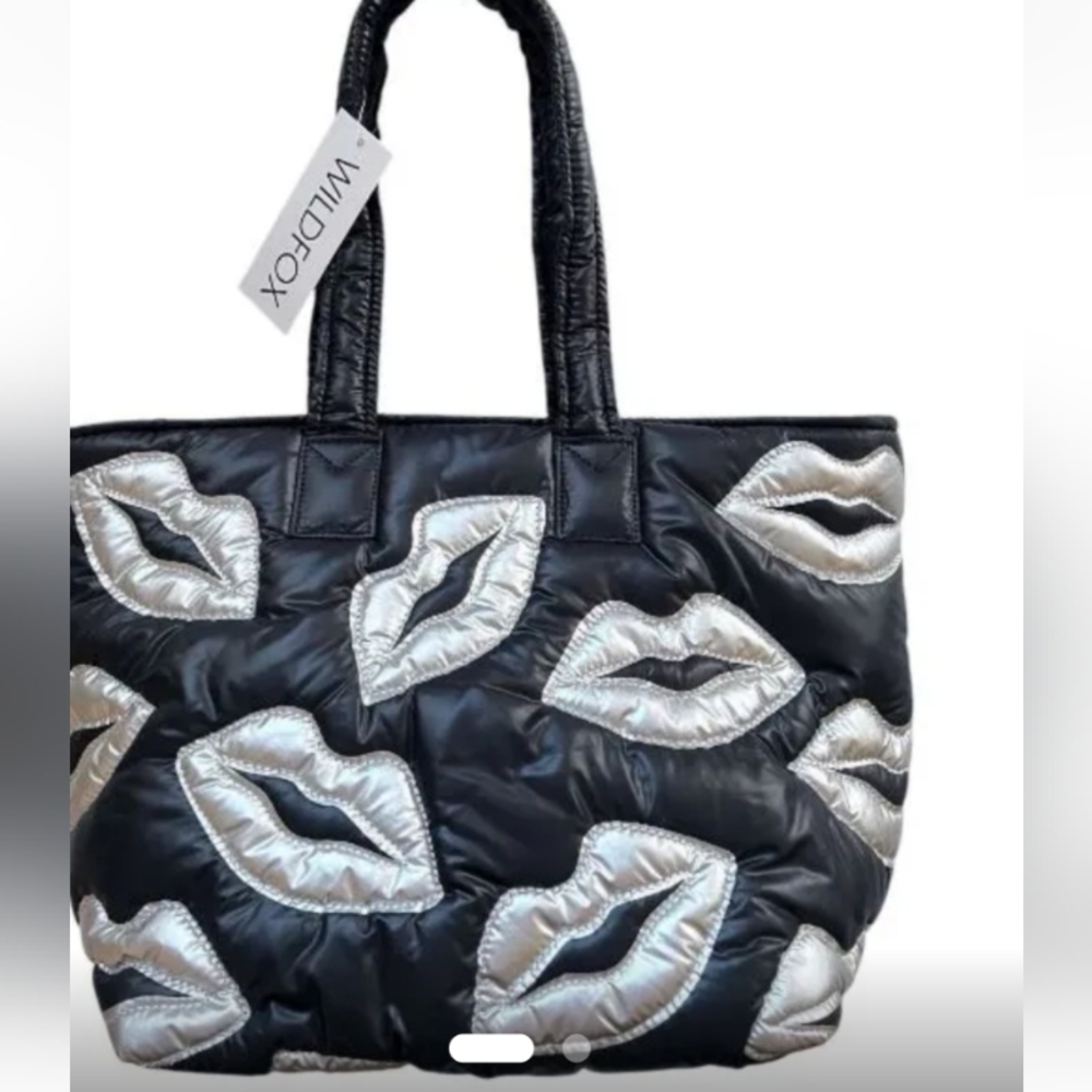 Wild Fox Kiss Beach Bag (NEW)